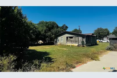806 S Pearl Street, Belton, TX 76513 - Photo 2