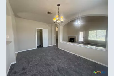 811 Shadow Creek Boulevard, Buda, TX 78610 - Photo 6