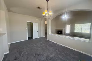 811 Shadow Creek Blvd, Buda, TX 78610 - Photo 6