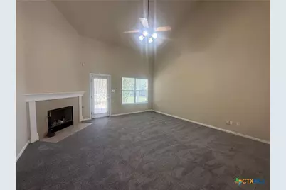 811 Shadow Creek Boulevard, Buda, TX 78610 - Photo 8
