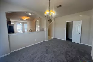 811 Shadow Creek Blvd, Buda, TX 78610 - Photo 8