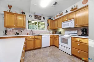 3900 Purgatory Rd, New Braunfels, TX 78132 - Photo 10