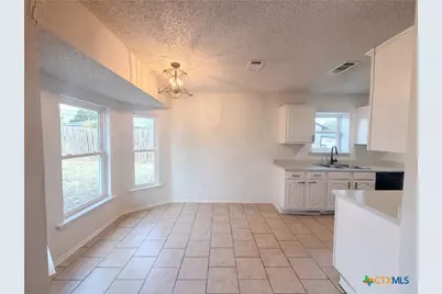 106 Nelson Drive, Copperas Cove, TX 76522 - Photo 2