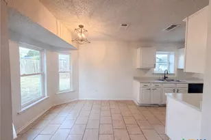 106 Nelson Dr, Copperas Cove, TX 76522 - Photo 2