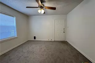 1301 Franz Dr, Killeen, TX 76541 - Photo 4