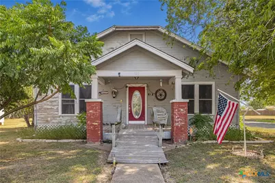 520 E First Street, Cuero, TX 77954 - Photo 1