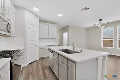 1239 Loma Ranch, New Braunfels, TX 78132 - Photo 12
