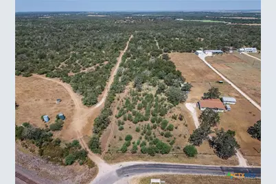 10 Gander Sloough, Kingsbury, TX 78638 - Photo 8