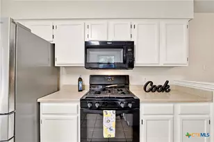 7003 Tesoro Trail, Austin, TX 78729 - Photo 6