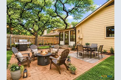 7003 Tesoro Trail, Austin, TX 78729 - Photo 18