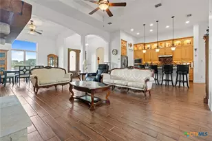 610 Battistrada, New Braunfels, TX 78132 - Photo 14