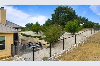 610 Battistrada, New Braunfels, TX 78132 - Photo 38