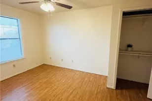 1624 Aquarena Springs Dr, San Marcos, TX 78666 - Photo 10