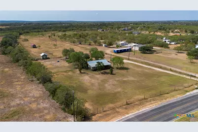 4054 Fm 466, Seguin, TX 78155 - Photo 2