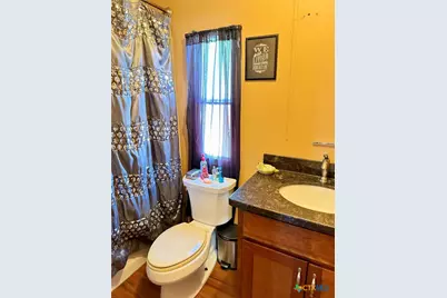802 N Glass Street, Franklin, TX 77856 - Photo 22