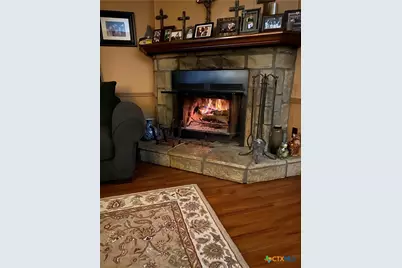802 N Glass Street, Franklin, TX 77856 - Photo 8