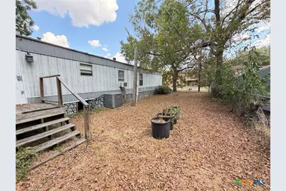 802 N Glass Street, Franklin, TX 77856 - Photo 30