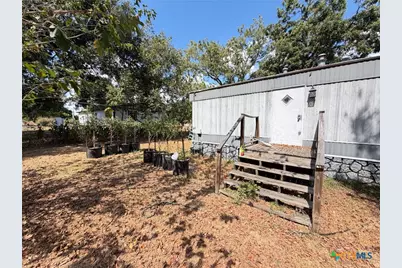 802 N Glass Street, Franklin, TX 77856 - Photo 32