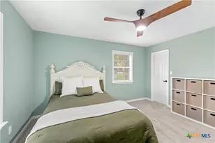 126 Lakeview Dr, Victoria, TX 77905 - Photo 18