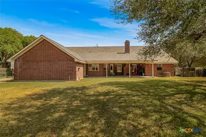 126 Lakeview Drive, Victoria, TX 77905 - Photo 24