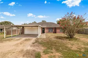 504 Canadian, Victoria, TX 77905 - Photo 1