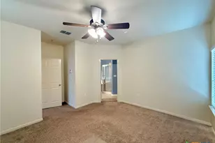 106 Heritage Oak Ct, Victoria, TX 77901 - Photo 18