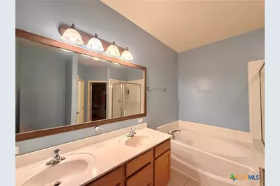 106 Heritage Oak Court, Victoria, TX 77901 - Photo 22