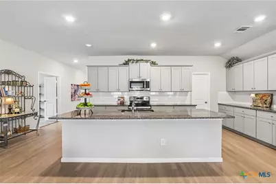 6063 Ballast Trail, New Braunfels, TX 78132 - Photo 12