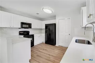 2165 Alton Loop, New Braunfels, TX 78130 - Photo 14