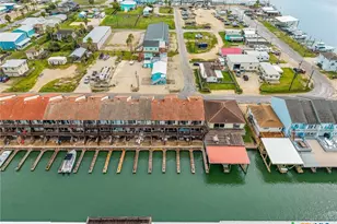 464 15th St, Port O'Connor, TX 77982 - Photo 32