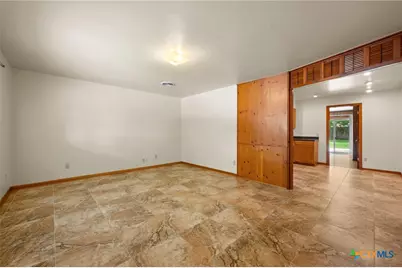 201 Hillcrest Drive, Luling, TX 78648 - Photo 2