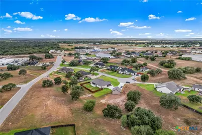 106 Laurel Oak Circle, Cuero, TX 77954 - Photo 30