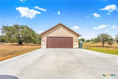 106 Laurel Oak Circle, Cuero, TX 77954 - Photo 20