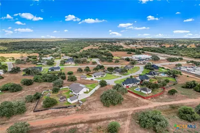 106 Laurel Oak Circle, Cuero, TX 77954 - Photo 32