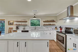 1380 Ponderosa Dr, New Braunfels, TX 78132 - Photo 10