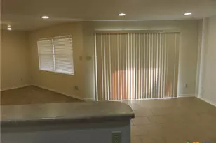900 Boenig St, Seguin, TX 78155 - Photo 12