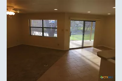 900 Boenig Street, Seguin, TX 78155 - Photo 16