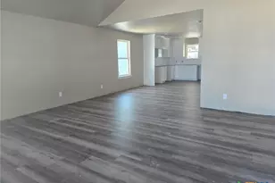 502 N 14th St, Gatesville, TX 76528 - Photo 2