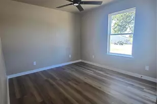 502 N 14th St, Gatesville, TX 76528 - Photo 12