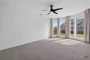 3027 Hidden Mdw, Seguin, TX 78155 - Photo 12