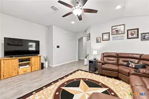 2298 Falcon Way, New Braunfels, TX 78130 - Photo 6