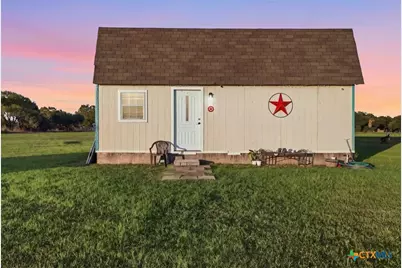 842 Wischkaemper Road, Victoria, TX 77905 - Photo 12