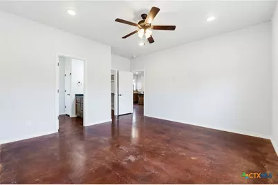 534 County Road 3081, Lampasas, TX 76550 - Photo 18