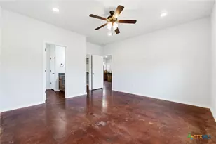 534 County Rd 3081, Lampasas, TX 76550 - Photo 18