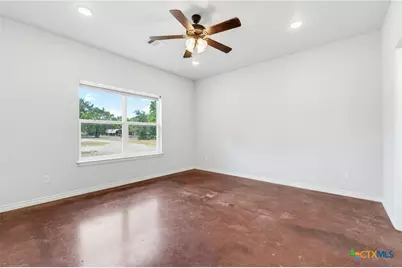 534 County Road 3081, Lampasas, TX 76550 - Photo 16