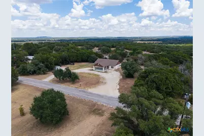 534 County Road 3081, Lampasas, TX 76550 - Photo 34