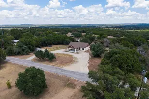534 County Rd 3081, Lampasas, TX 76550 - Photo 34