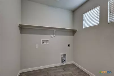 1945 Edelweiss, New Braunfels, TX 78130 - Photo 12