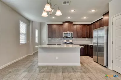 1945 Edelweiss, New Braunfels, TX 78130 - Photo 8