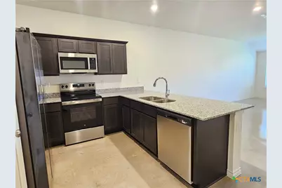 1262 Lehmann #B, Copperas Cove, TX 76522 - Photo 4